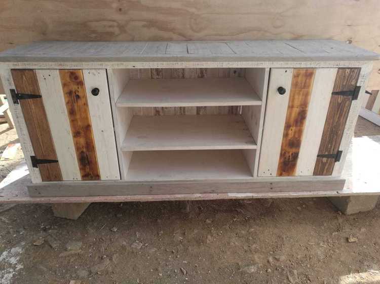 rustic kitchen furniture